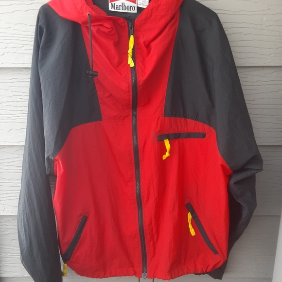 Meet your Posher, Rick - Picture 12 of 14